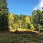 Nyaraló Waldhaus Mit Kamin & Aussicht - Direkt Am 
