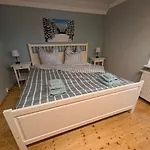 Nyaraló Waldhaus Mit Kamin & Aussicht - Direkt Am 